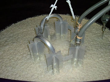 2004�N03��25��